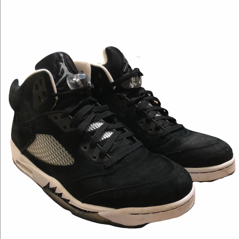 Air Jordan, “Oreo” 5, size 11.5